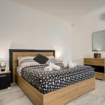 Location 3br Paceville, St George Bay * Pembroke