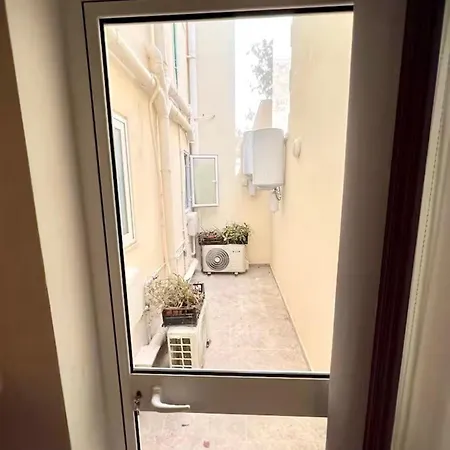 Steps To Sun & Fun - 3br Next To Paceville & St George's Bay Apartment Pembroke