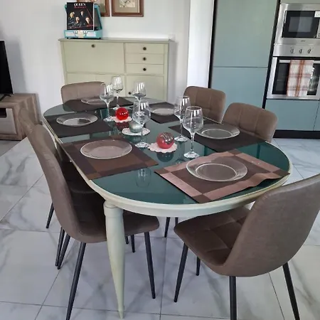 Steps To Sun & Fun - 3br Next To Paceville & St George's Bay