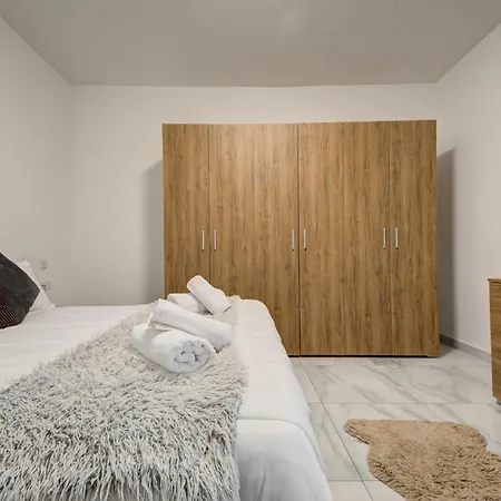 Apartment Private 3Br Apartment Next To Paceville & St George'S Bay *