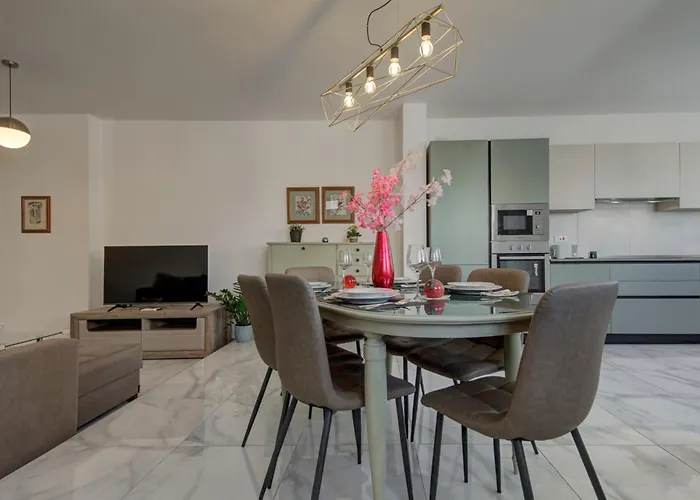 شقة Location 3br Paceville, St George Bay *